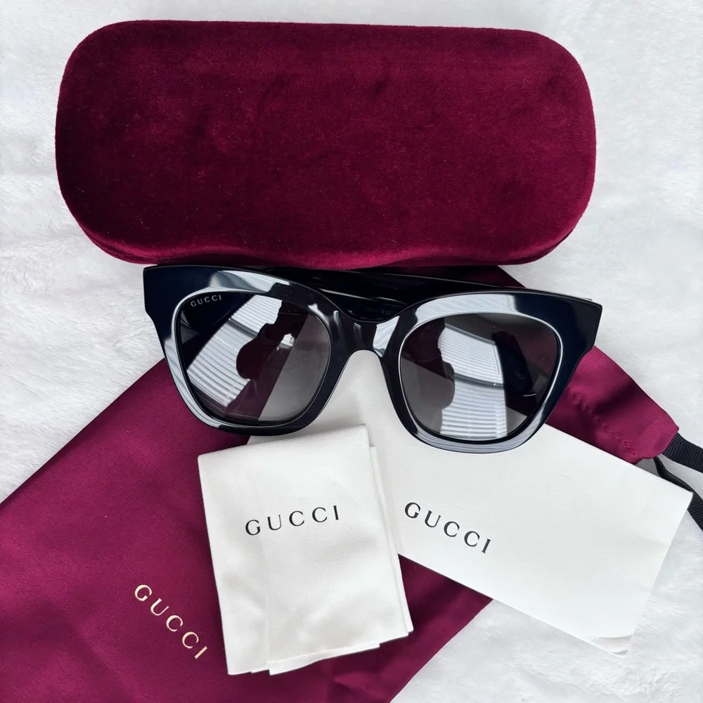 GUCCI GG0029S Black Oversize Square Fashion Sunglasses--NEW - Picture 1 of 15
